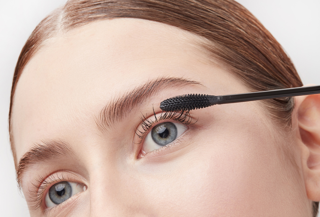 Eveline Double-ended liquid eyeliner with stamp EYELINER & STAMP 2IN1 STAR Star 10 ml Eveline Double-ended liquid eyeliner with stamp EYELINER & STAMP 2IN1 STAR