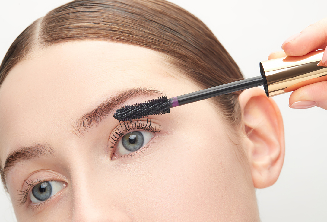 Topface ماسكارا مكثفة للرموش هاي ديفينيشن