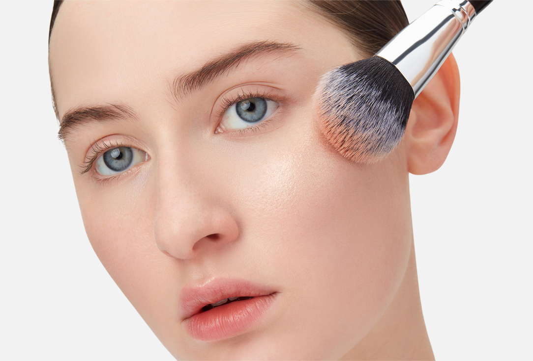 BPerfect Compact Highlighter Polar Vortex Frosted 6 g BPerfect Compact Highlighter Polar Vortex