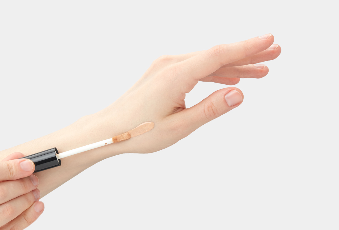 KIKO Milano High-coverage liquid concealer Full Coverage Dark Circles Concealer