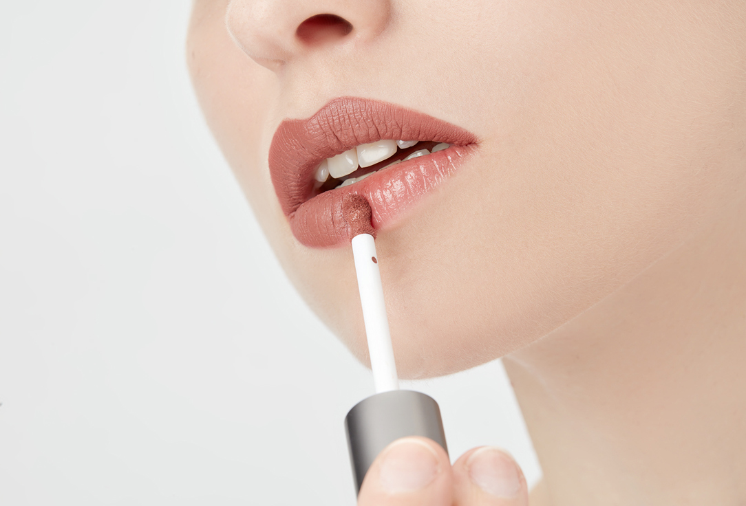 KIKO Milano ЖИДКАЯ МАТОВАЯ ПОМАДА ДЛЯ ГУБ СО СТОЙКИМ ПОКРЫТИЕМ LASTING MATTE VEIL LIQUID LIP COLOUR