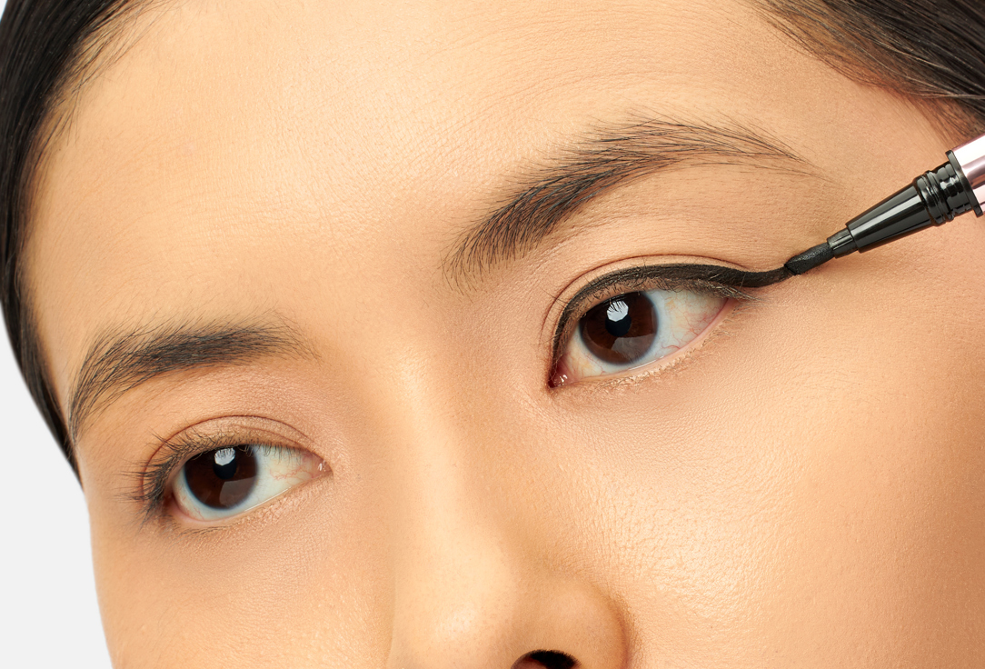 BEAUTY CREATIONS Waterproof Angled Liquid Liner Overachiever