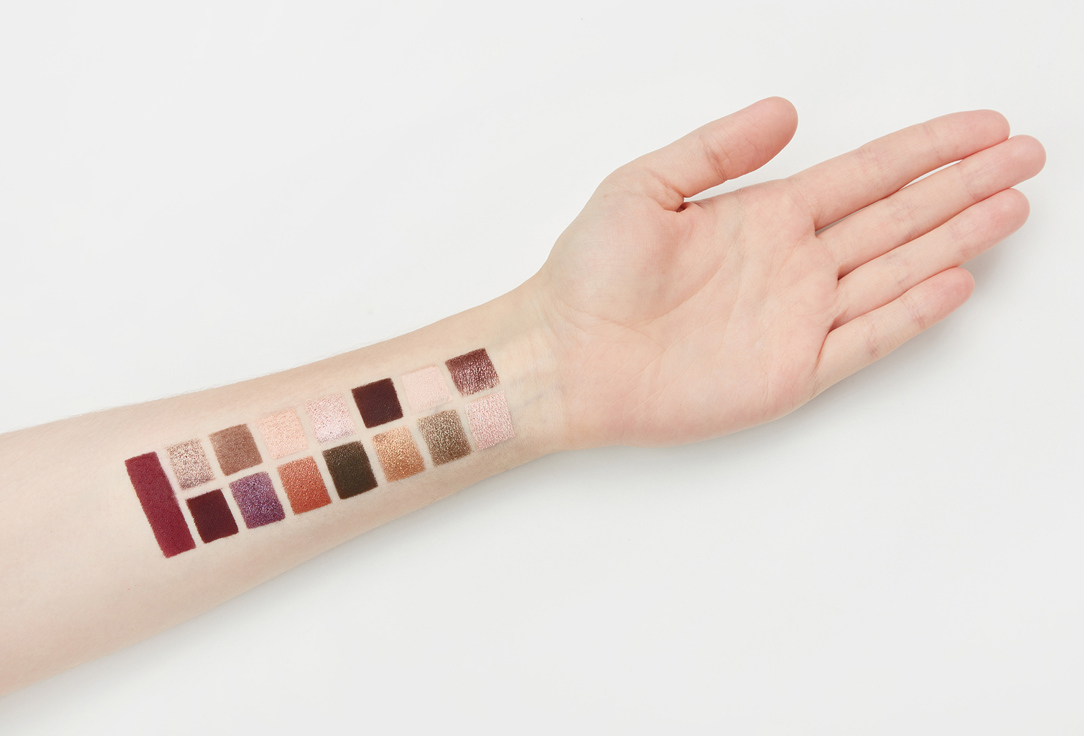 MakeUp Revolution ПАЛЕТКА ТЕНЕЙ ДЛЯ ГЛАЗ Reloaded Eyeshadow Palette