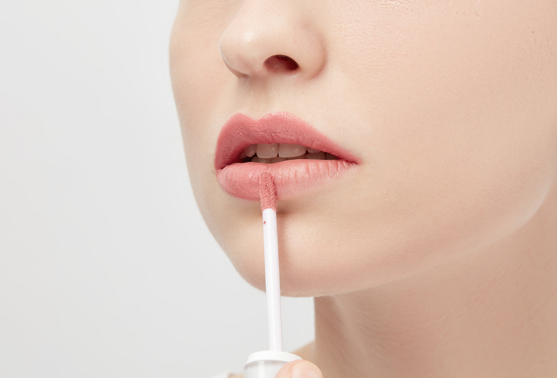 B.COLOUR PROFESSIONAL Matte liquid lipstick CAPSULE SuperStay