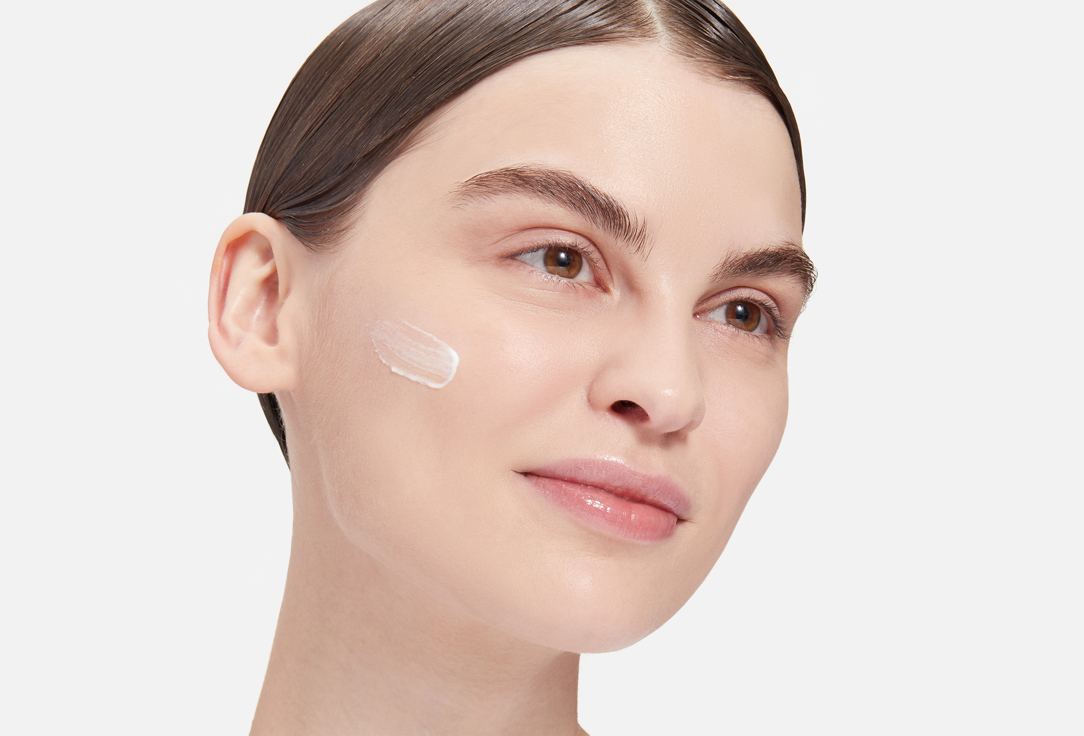 La Mer Anti-Aging Light Face Cream The Moisturizing Soft Cream