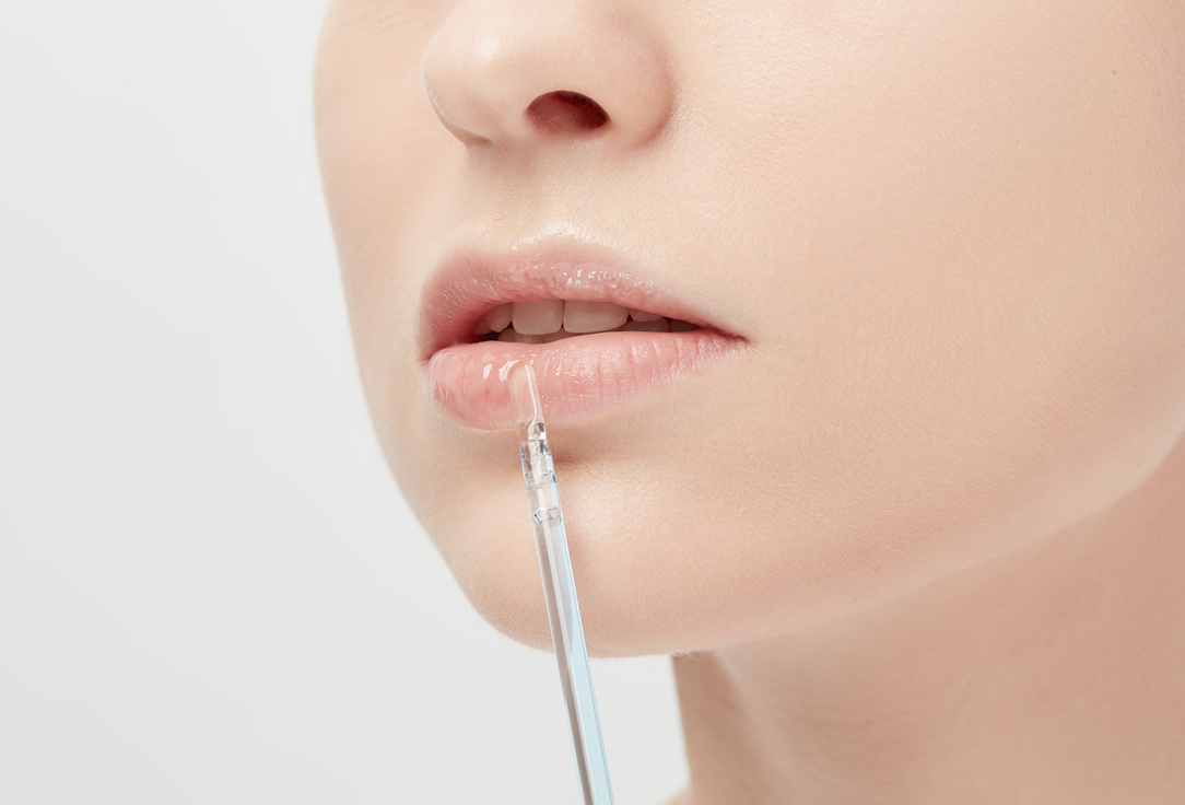 B.COLOUR PROFESSIONAL Plumping Lip oil CAPSULE