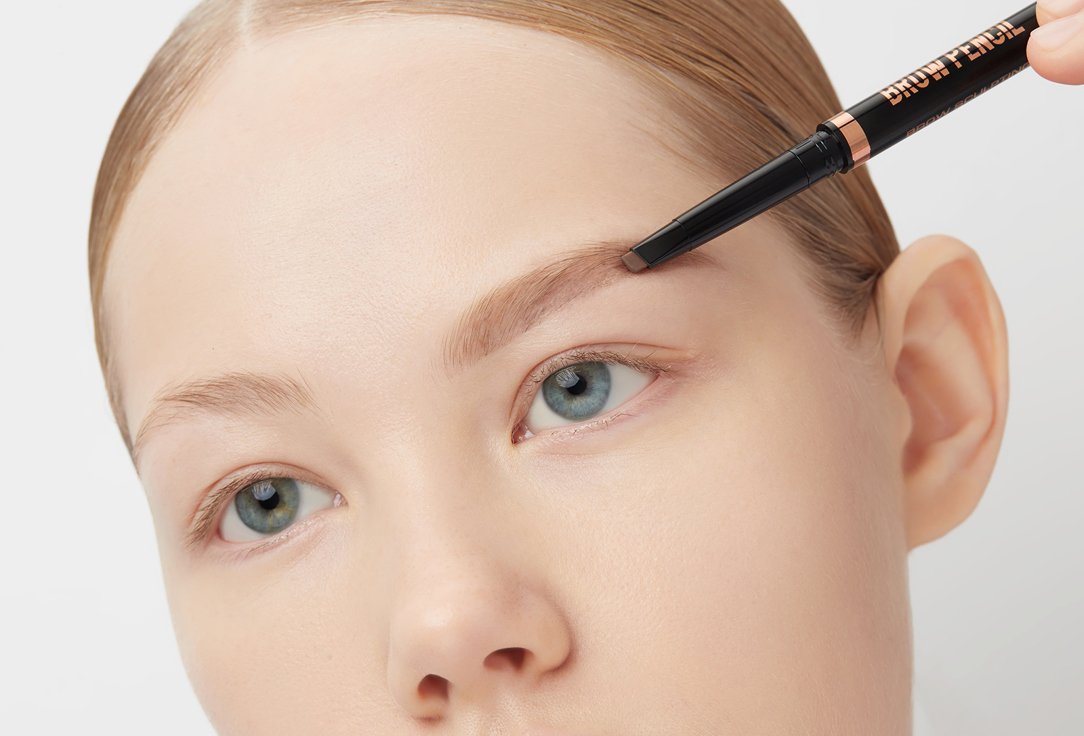 Stellary Eyebrow pen Brow sculpting 04 0.3 g Stellary Eyebrow pen Brow sculpting
