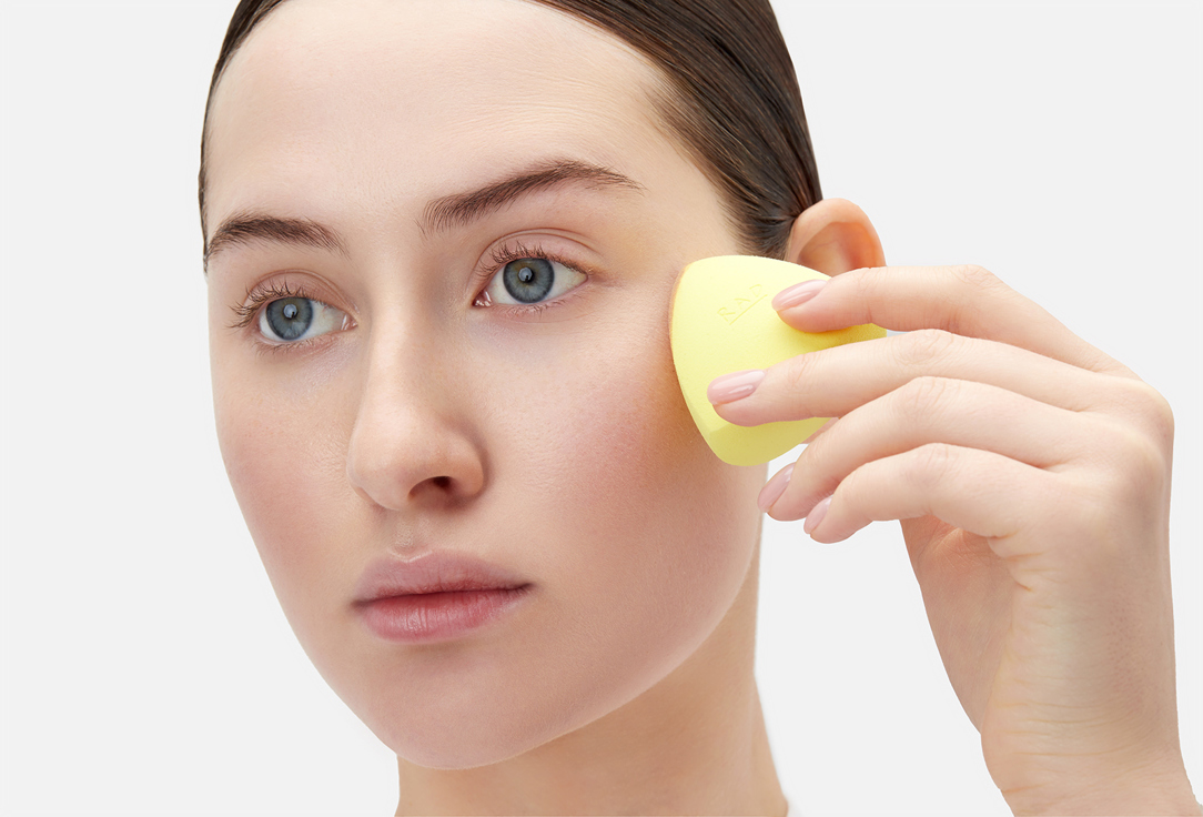 RAD Спонж для макияжа Shapeshifters make-up sponge