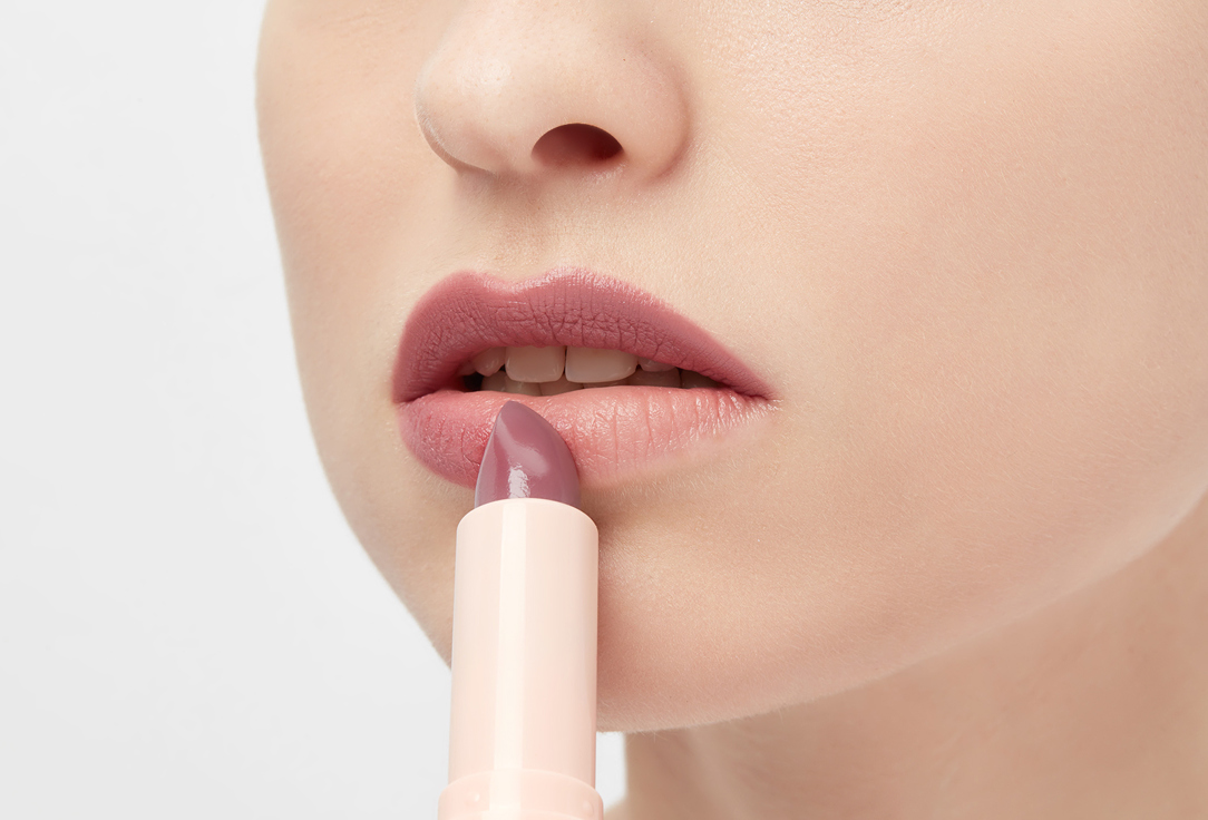 Beauty Bomb Помада в стике Lipsy Lipstick 06, At Twilight 4 г Beauty Bomb Помада в стике Lipsy Lipstick