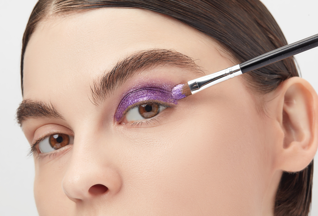 Radiant Professional Make-Up Liquid Pigment For Makeup Liquid Metal For Eyes & More 27, Sparkling purple 7 ml Radiant Professional Make-Up Liquid Pigment For Makeup Liquid Metal For Eyes & More