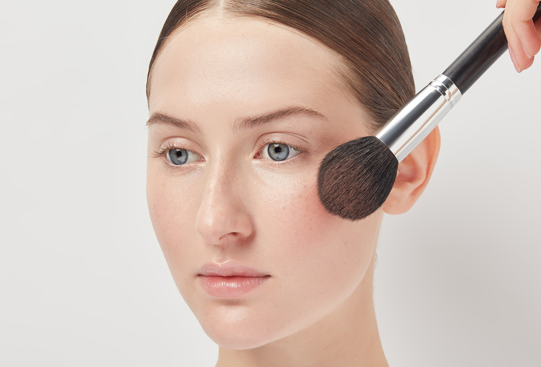 Radiant Professional Make-Up Pressed blush Blush Color