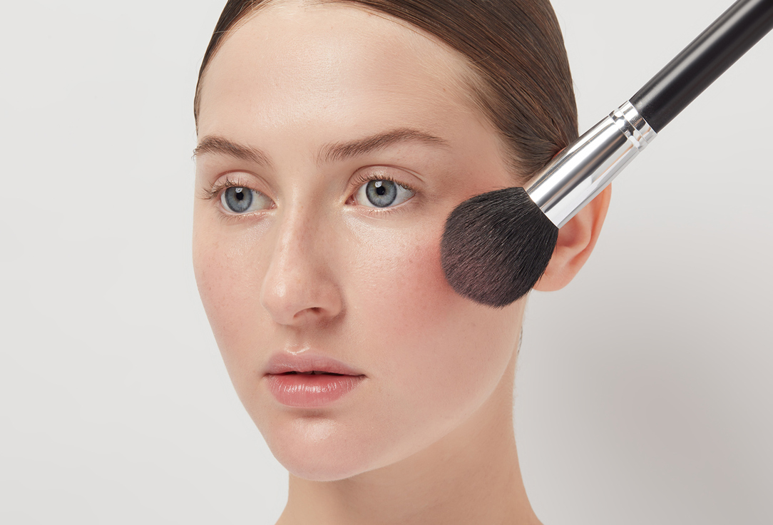 Radiant Professional Make-Up Pressed blush Blush Color