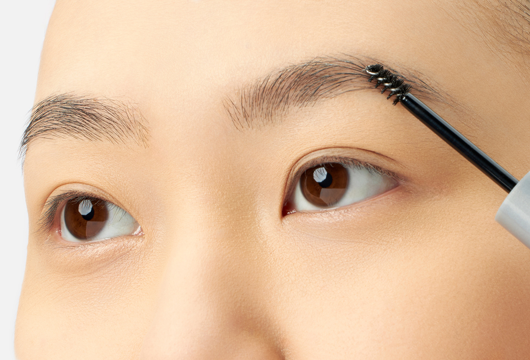 Max Factor Volumising Brow Gel 2000 Calorie 006, Clear 4.5 ml Max Factor Volumising Brow Gel 2000 Calorie