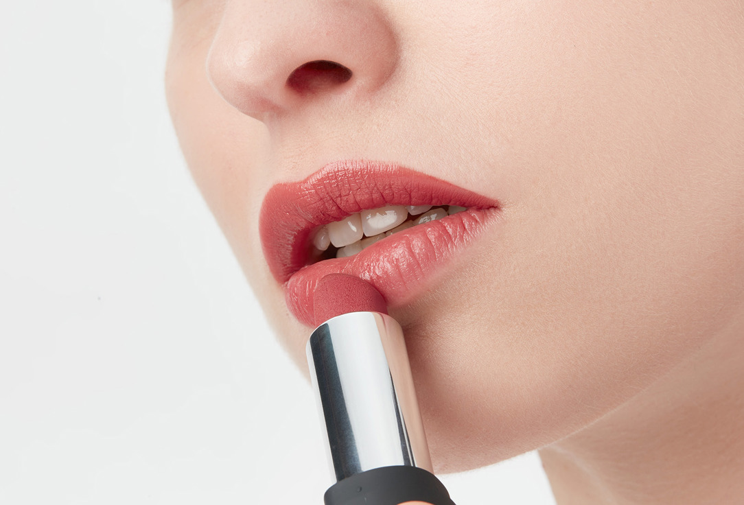 DEBORAH MILANO Matte lipstick Red mat