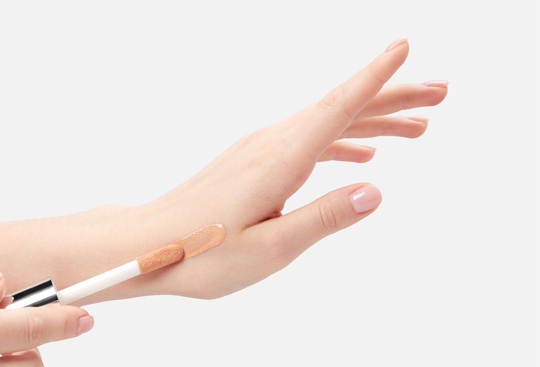 RODIAL Illuminating Eye Concealer Lowlighter