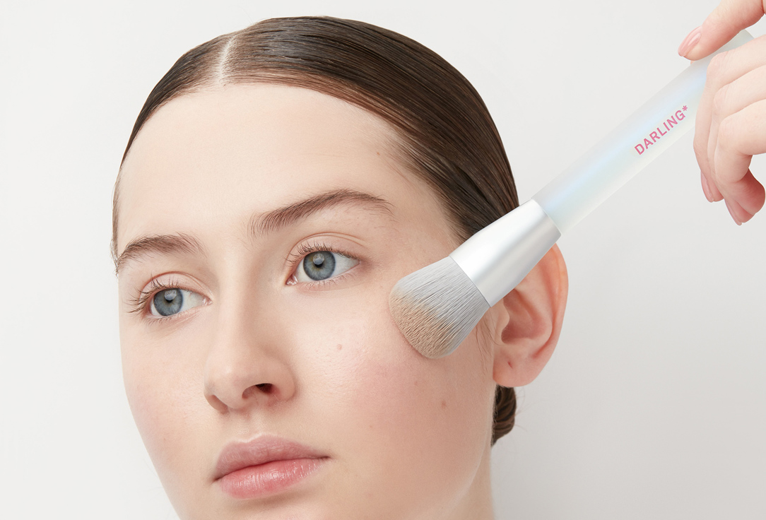 DARLING* Foundation brush Free Flow 02