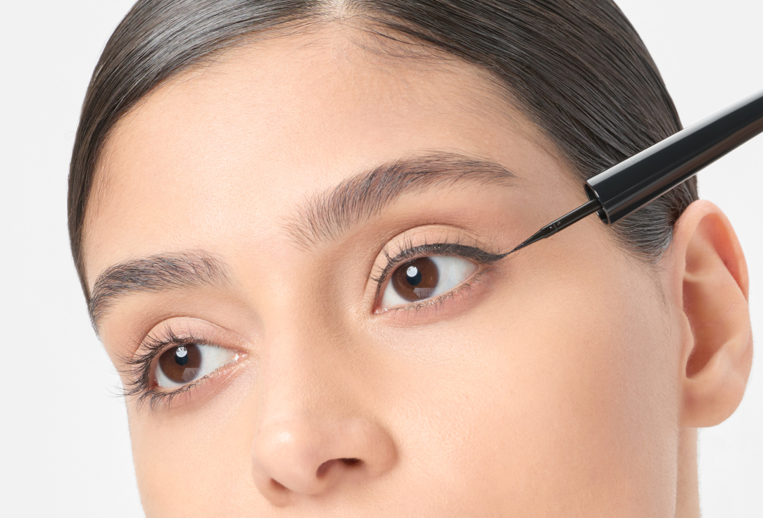 Character Liquid Eyeliner Fabulous