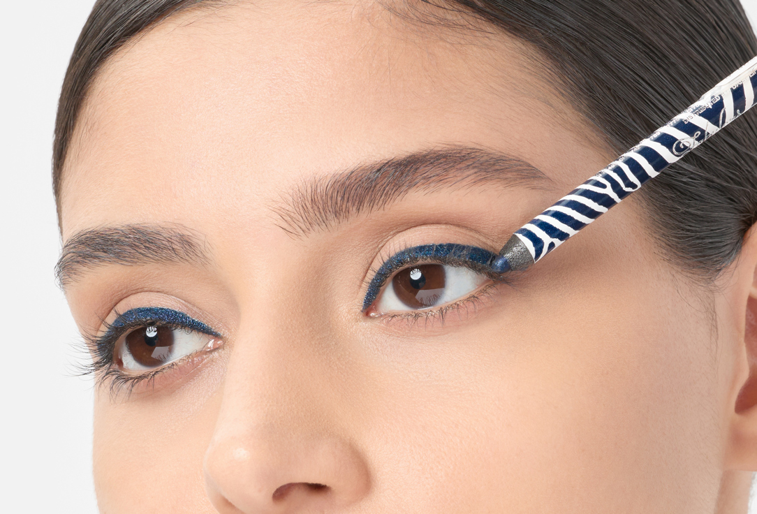 Character Waterproof eye pencil Fabulous