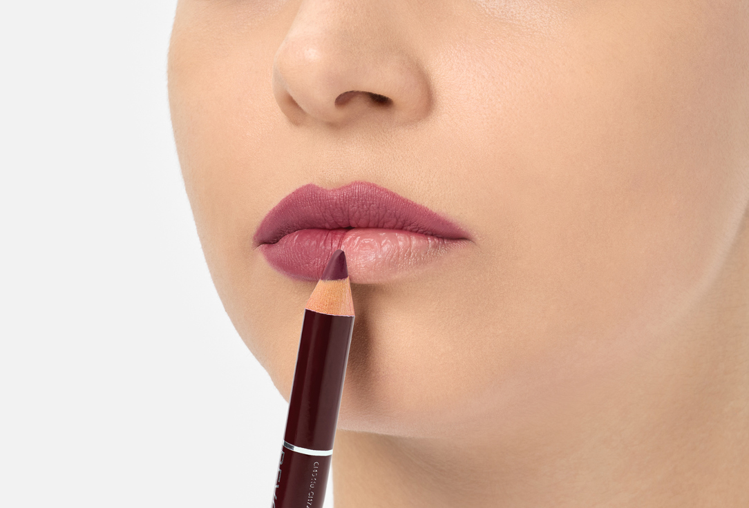 Character Long-Lasting  Matte Lipstick Revolution