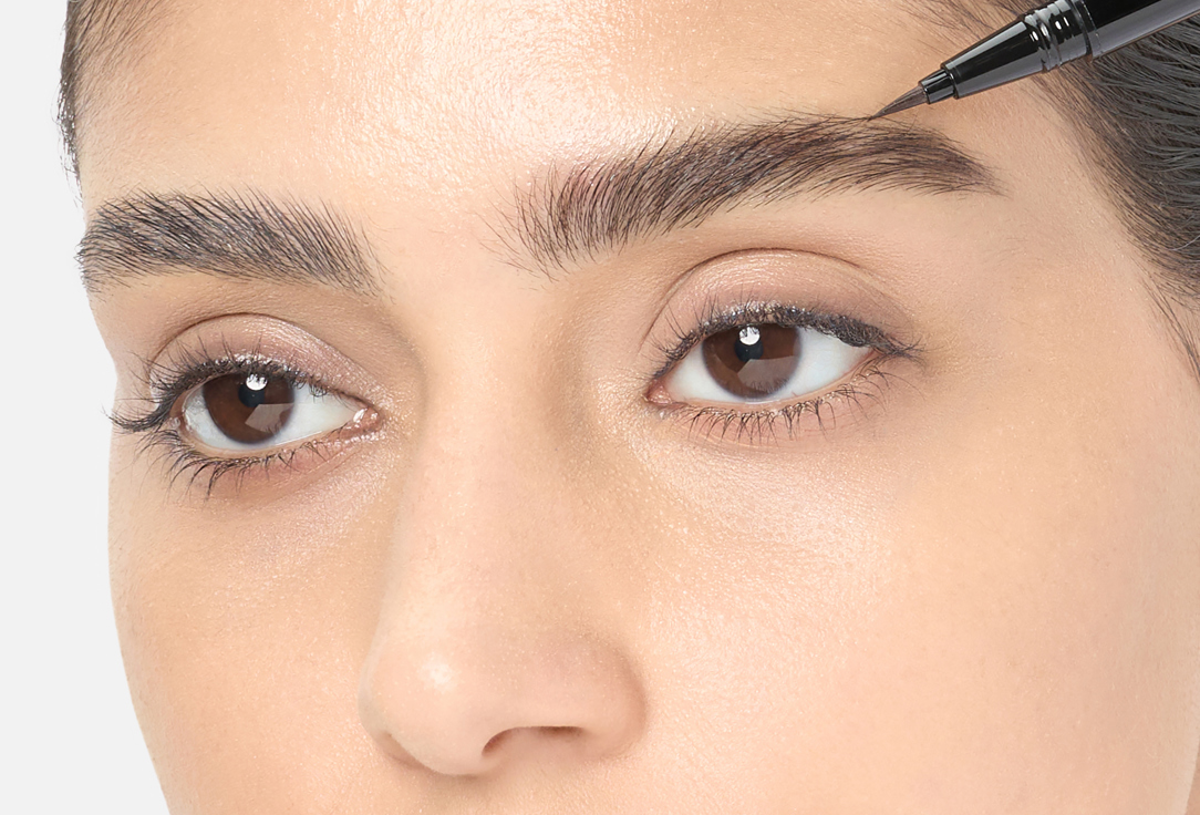 MakeUp Revolution Eyebrow pen Hair Stroke