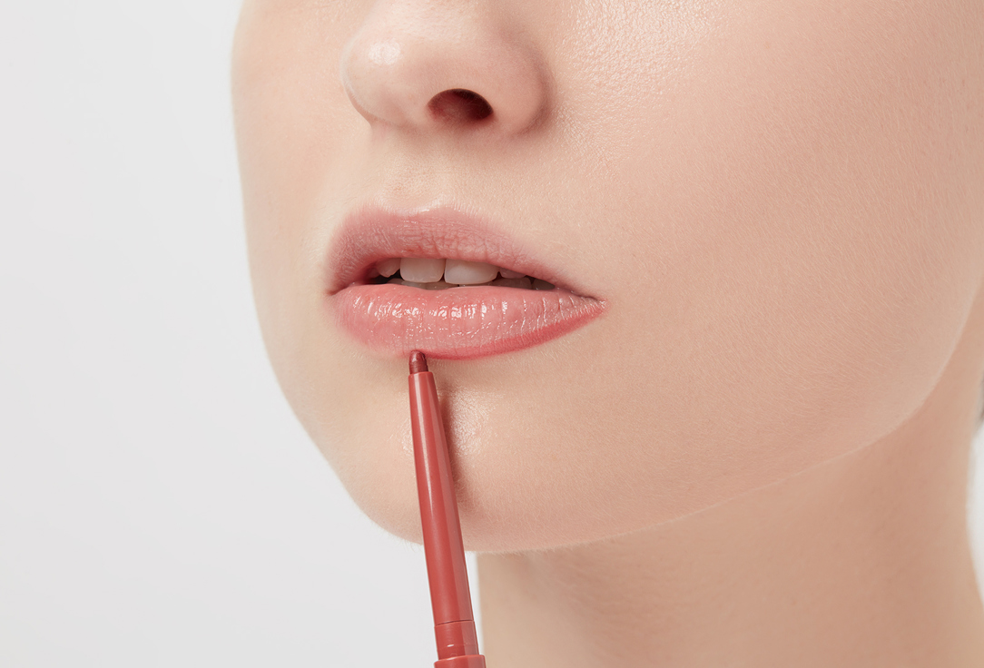 MakeUp Revolution Long-lasting Smoothing Lipliner Irl Filter