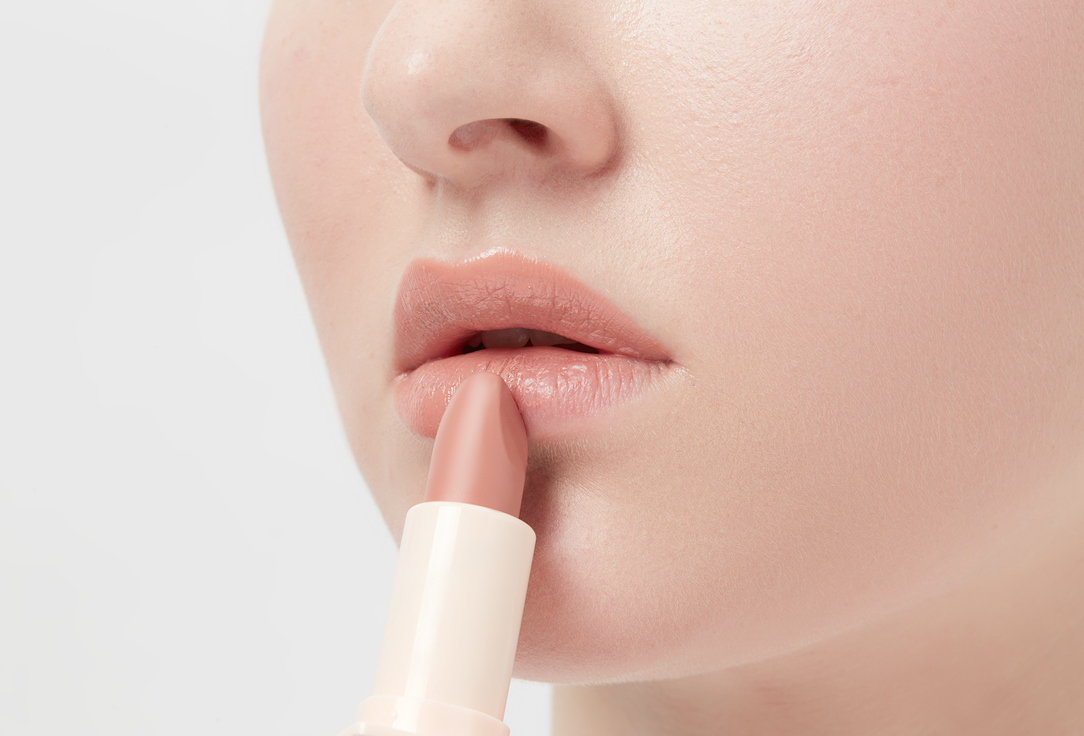 MakeUp Revolution ПОМАДА ДЛЯ ГУБ ALLURE SOFT