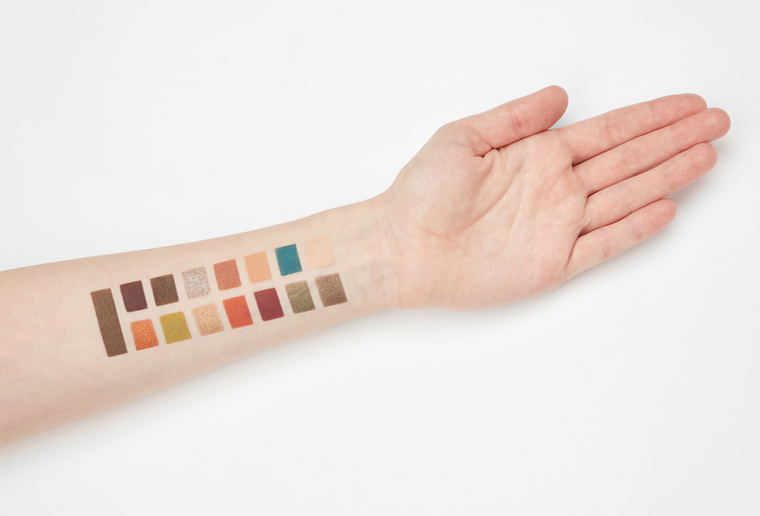 INFLUENCE beauty Eyeshadow palette Time Traveler
