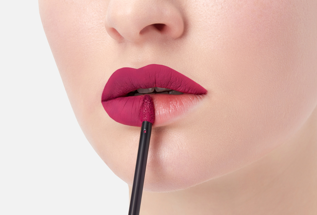 Kevyn Aucoin lipstick Velvet Lip Paint You-Phoric