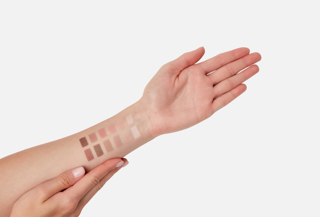 Clio Eye Shadow Palette AIR