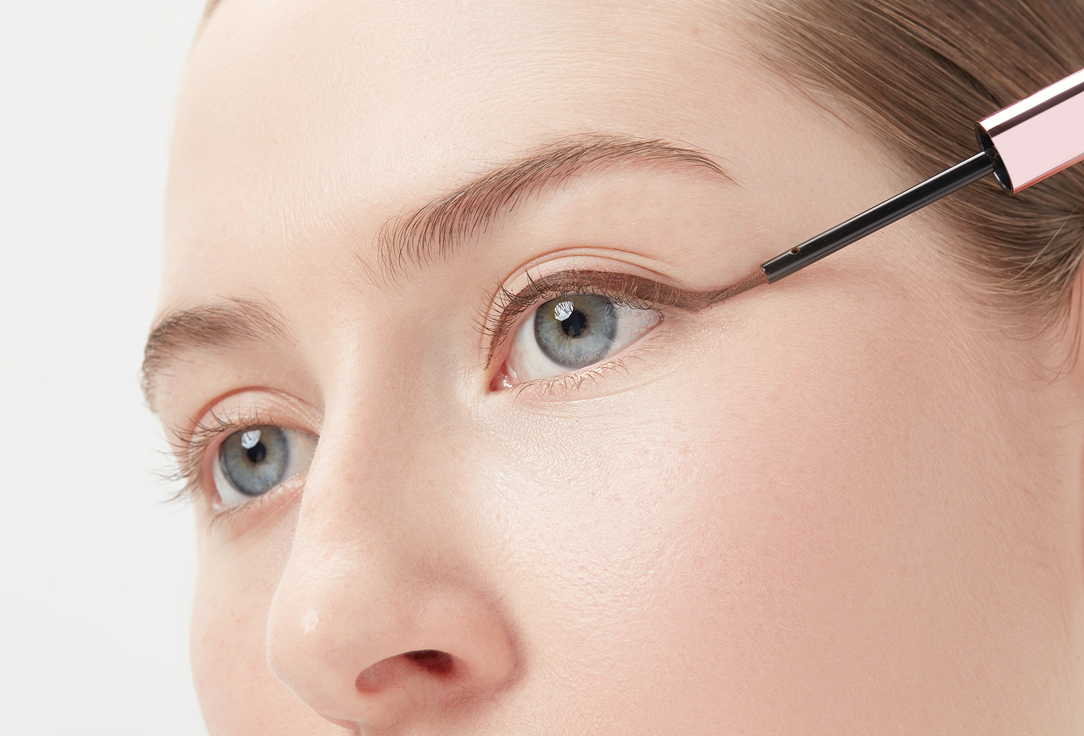 MakeUp Revolution Liquid Eyeliner Super Flick