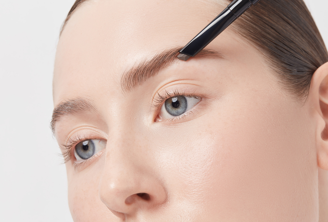 Clio Retractable Eyebrow Pencil Kill brow auto hard brow pencil 01, Natural brown 0.31 g Clio Retractable Eyebrow Pencil Kill brow auto hard brow pencil