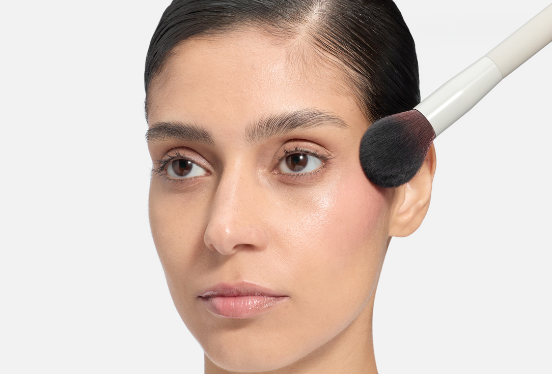 Kaja Blush Dewy Bar