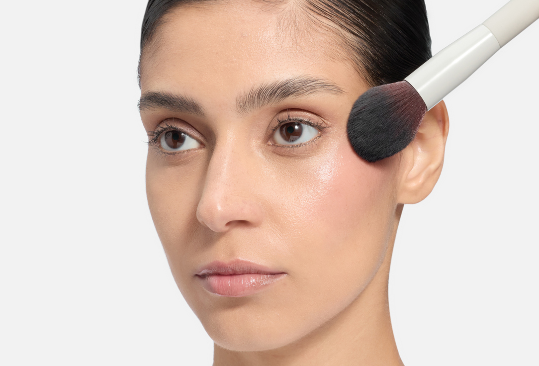 Kaja Blush Dewy Bar