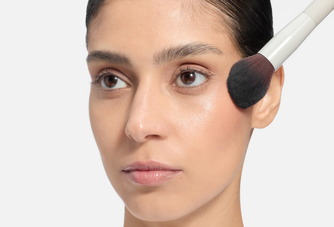 Kaja Blush Dewy Bar