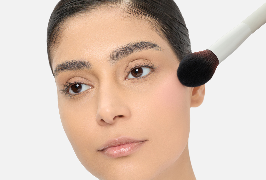 Vivienne Sabo matte blush Macaron