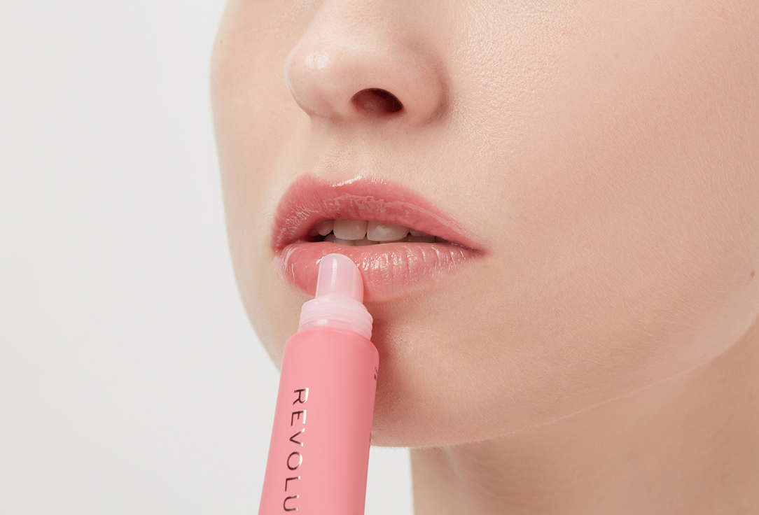 MakeUp Revolution Smoothing Lip Balm Juicy Peptide Lip Balm