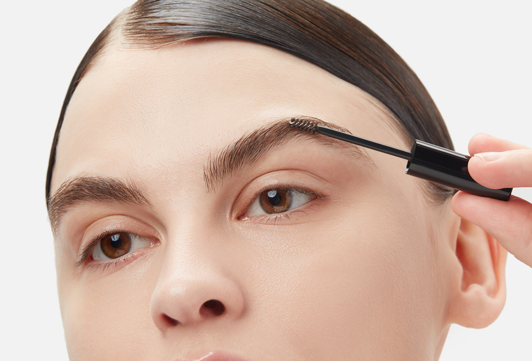 Pupa Tinted Eyebrow Gel PLUMP & CARE EYEBROW GEL 001, Blonde 3 ml Pupa Tinted Eyebrow Gel PLUMP & CARE EYEBROW GEL