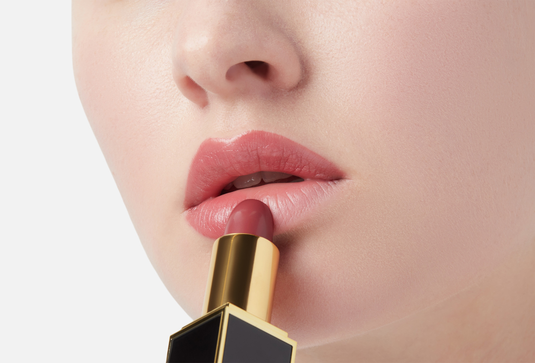 Tom Ford Hydrating Lipstick Runway lip color 03, Casablanca 3.5 g Tom Ford Hydrating Lipstick Runway lip color
