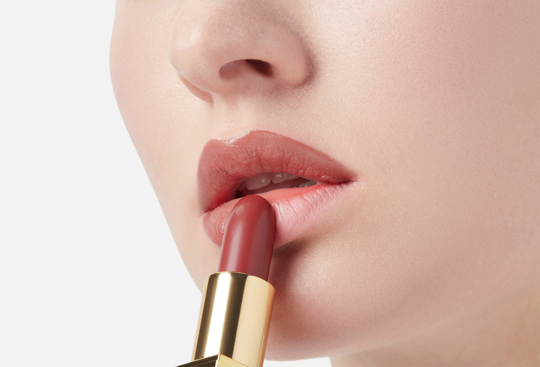 Tom Ford Hydrating Lipstick Runway lip color