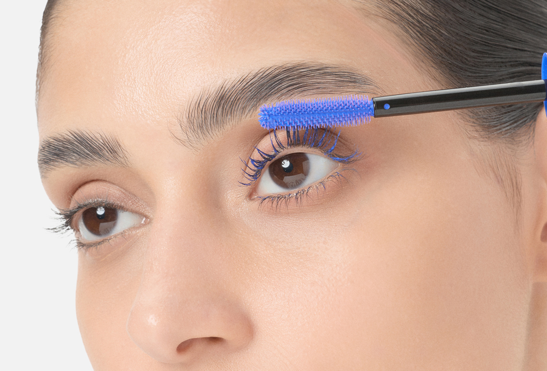 essence Volume mascara I LOVE EXTREME CRAZY VOLUME Blue 12 ml essence Volume mascara I LOVE EXTREME CRAZY VOLUME