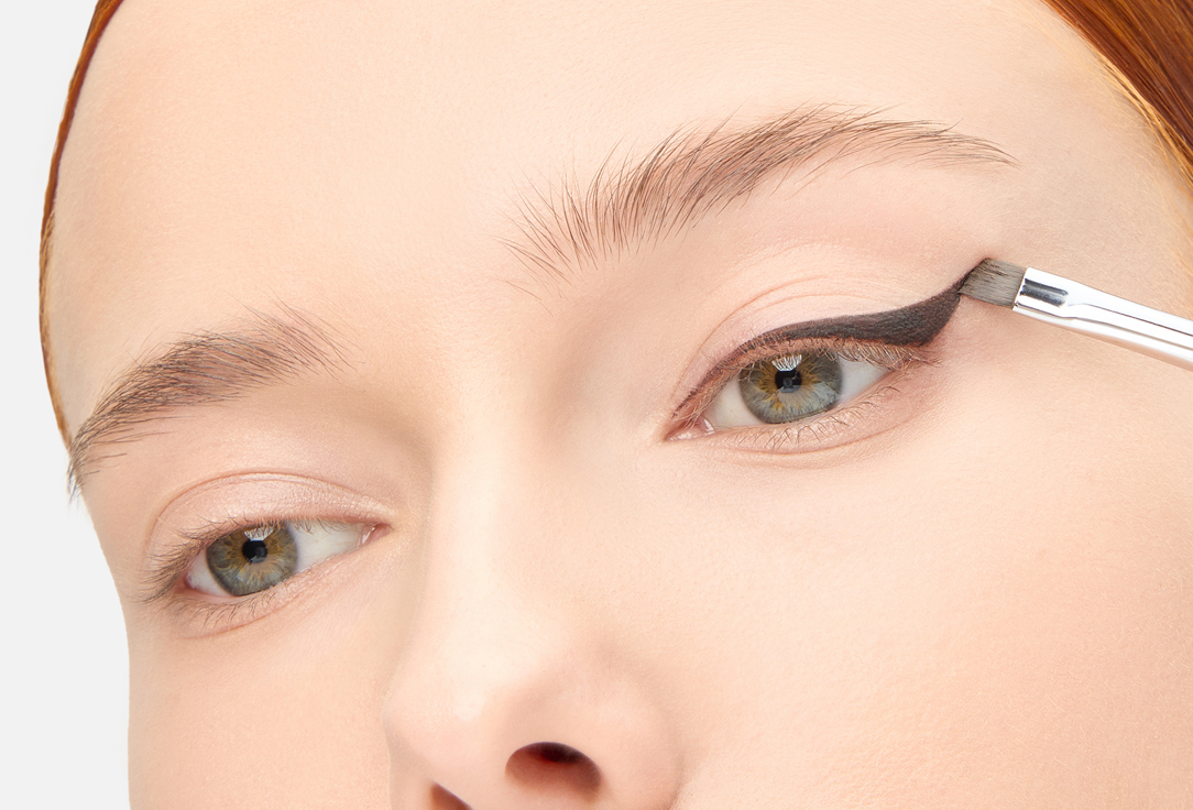 essence GEL EYELINER POT STAY & PLAY
