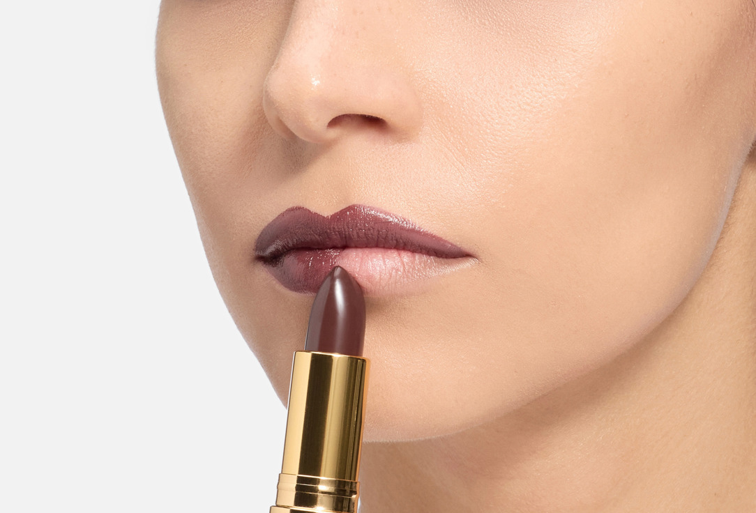 Revlon Увлажняющая матовая помада Super Lustrous