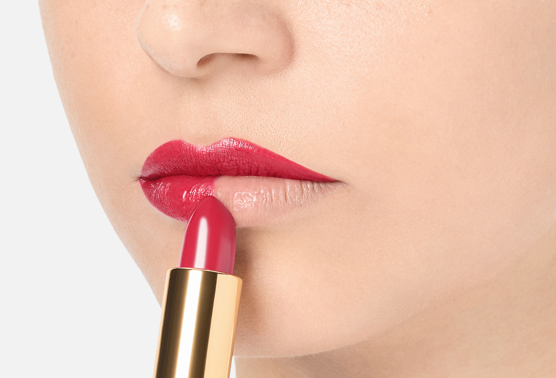 Revlon Moisturizing Matte Lipstick Super Lustrous