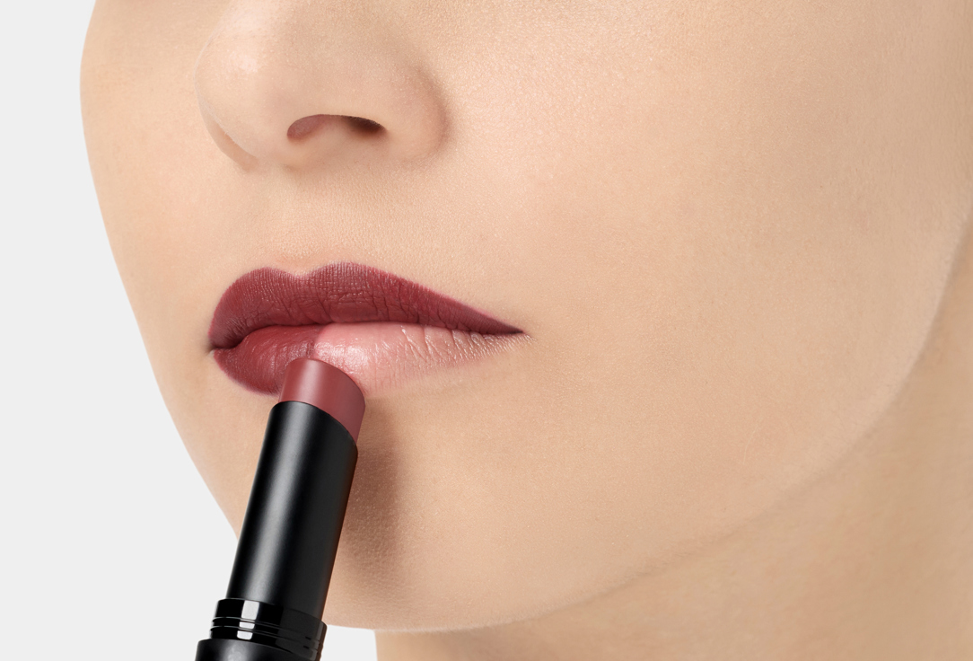 Flormar Moisturizing Solid Powdery Matte Lipstick Lightweight Lip Powder 004, Super Woman 3 g Flormar Moisturizing Solid Powdery Matte Lipstick Lightweight Lip Powder