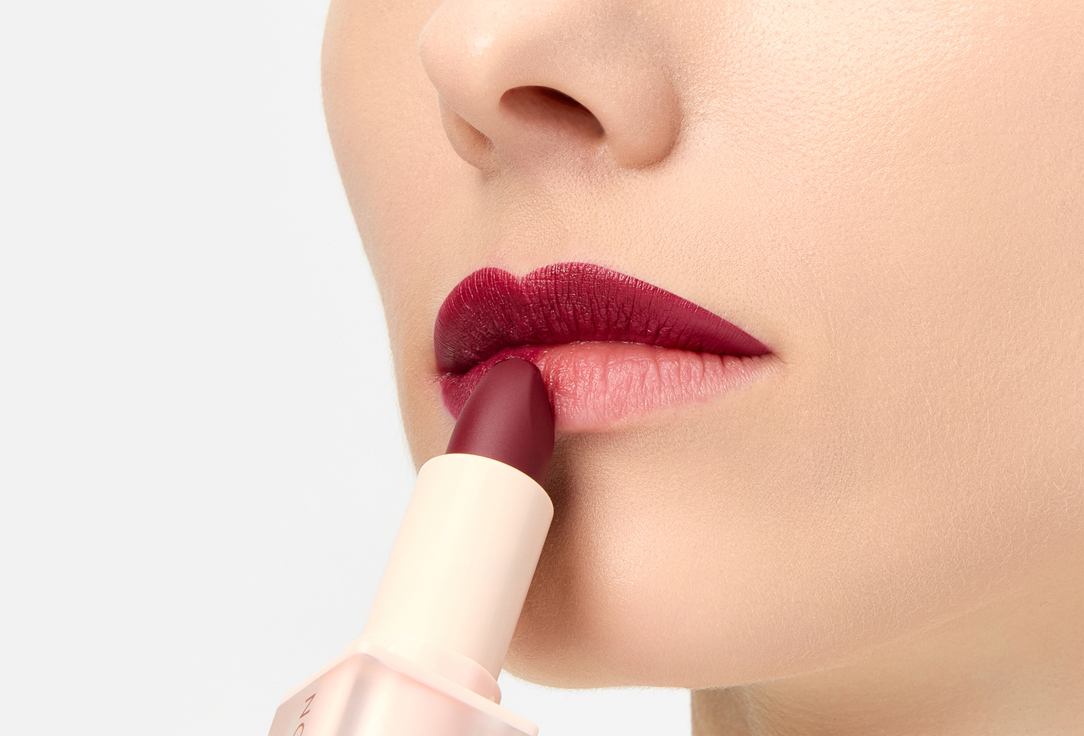 MakeUp Revolution Satin Lipstick Lip Allure Rosewood 3.2 g MakeUp Revolution Satin Lipstick Lip Allure