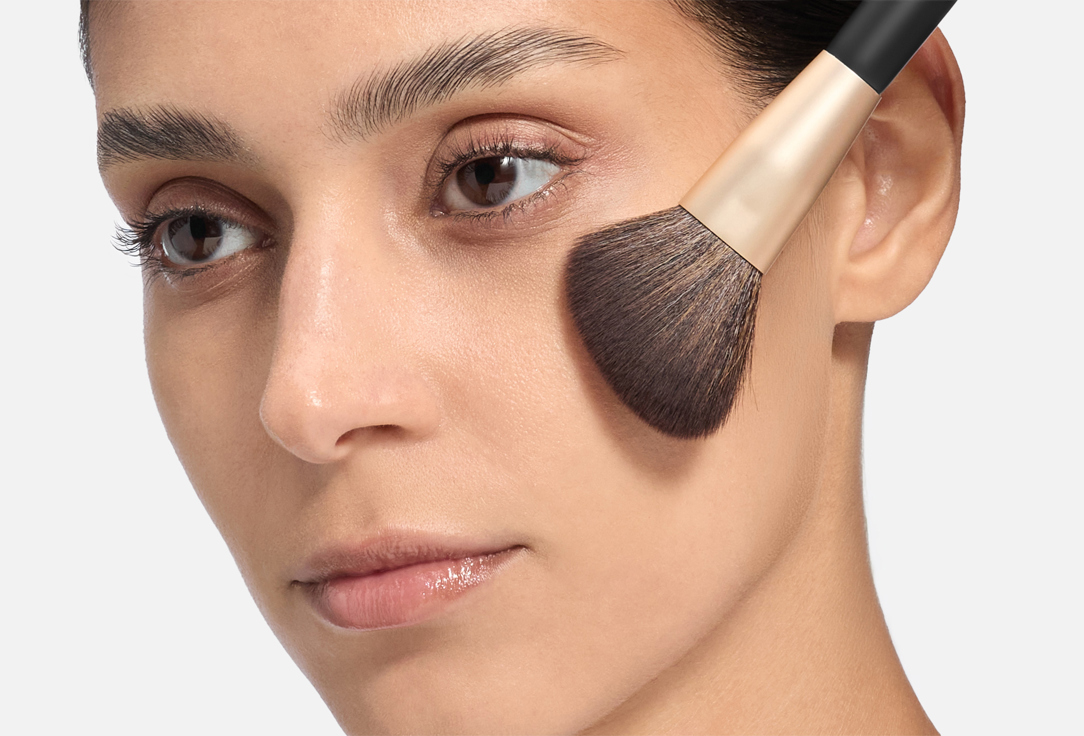 ARMAF BEAUTE Angled Blush Brush Angular Brush  04