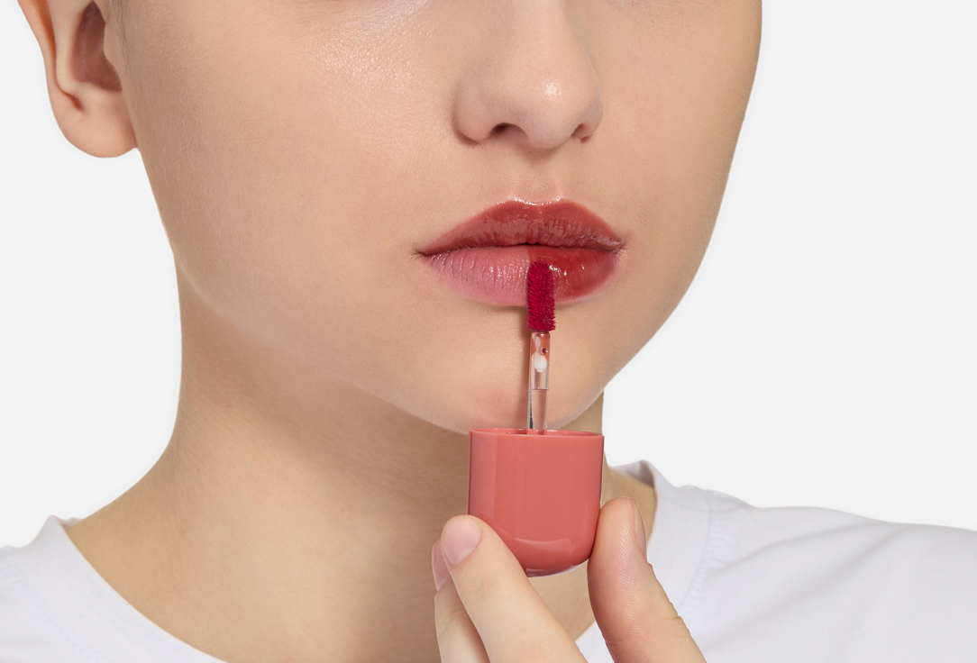AMUSE Глянцевый тинт-плампер для губ BEBE TINT