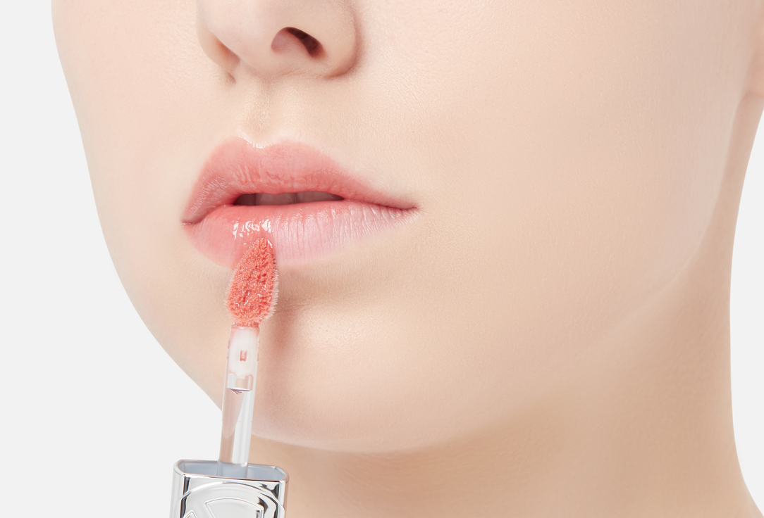 L'Oreal Paris Hydrating Lip Oil Plump Ambition 650, Nude macaron 5 ml L'Oreal Paris Hydrating Lip Oil Plump Ambition