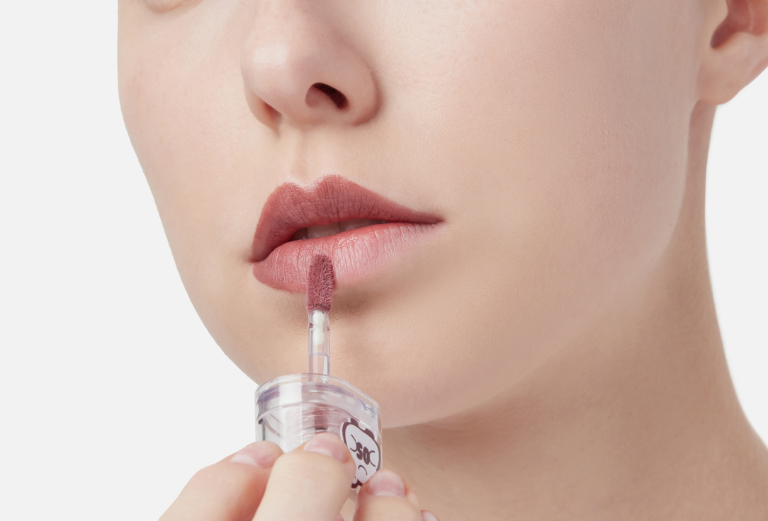 Beauty Bomb LIGHTWEIGHT MOUSSE MATTE COLOR LIPSTICK Plush