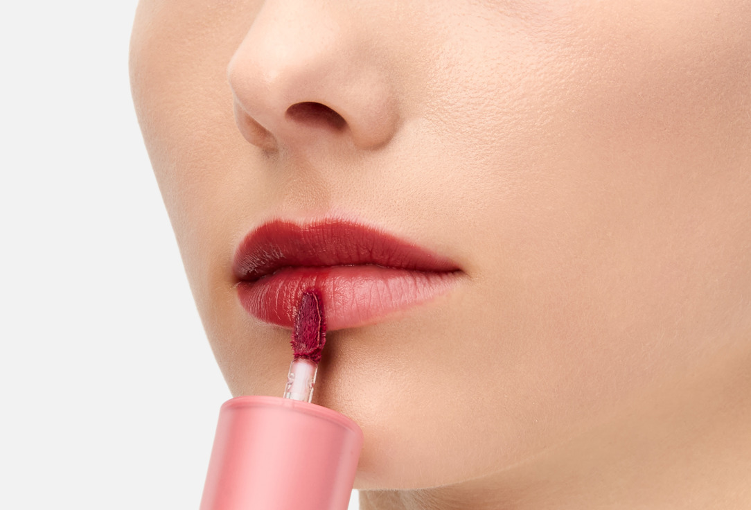 WAKEMAKE Lip tint Water Blurring Layer
